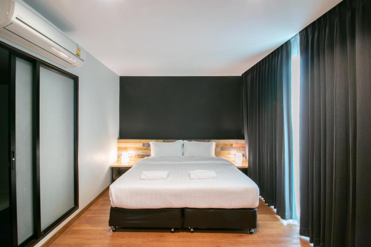 Zleepmotion Bangkok Hostel Exterior photo